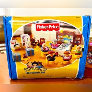 Fisher Price Little People Complete Hanukkah Set, Music Lights Menorah